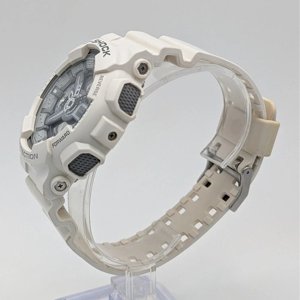 Casio G-Shock‎ GA-110C Watch Mens White Analog Digital Shock Resist 5146 Clean